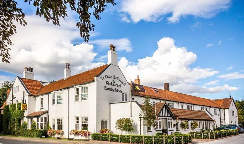 Ye Olde Bell Hotel & Spa Retford Exterior foto